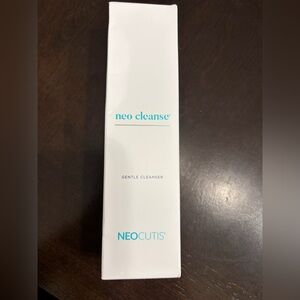 NeoCutis - Neo Cleanse Gentle Cleanser